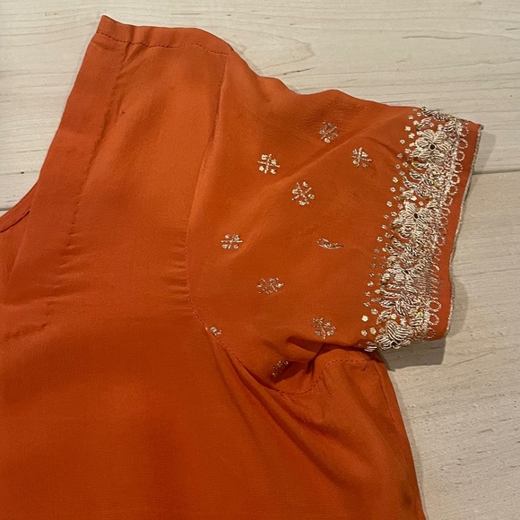 Women’s Indian 3 Piece Orange with Gold Silk Sequin Top & Pants w Matching Wrap- - Picture 7 of 9